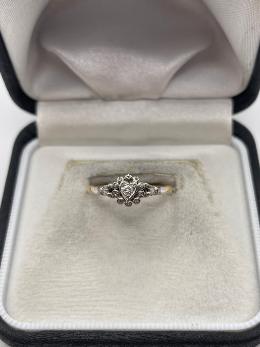 Antique 18ct gold platinum diamond ring