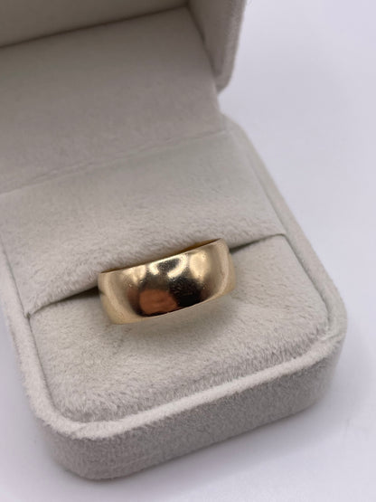 9ct gold band