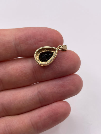 9ct gold sapphire and diamond pendant