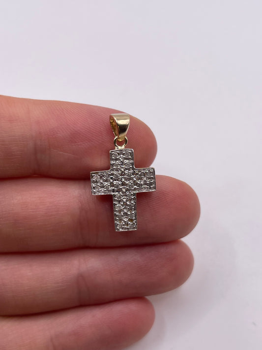 9ct gold diamond cross pendant