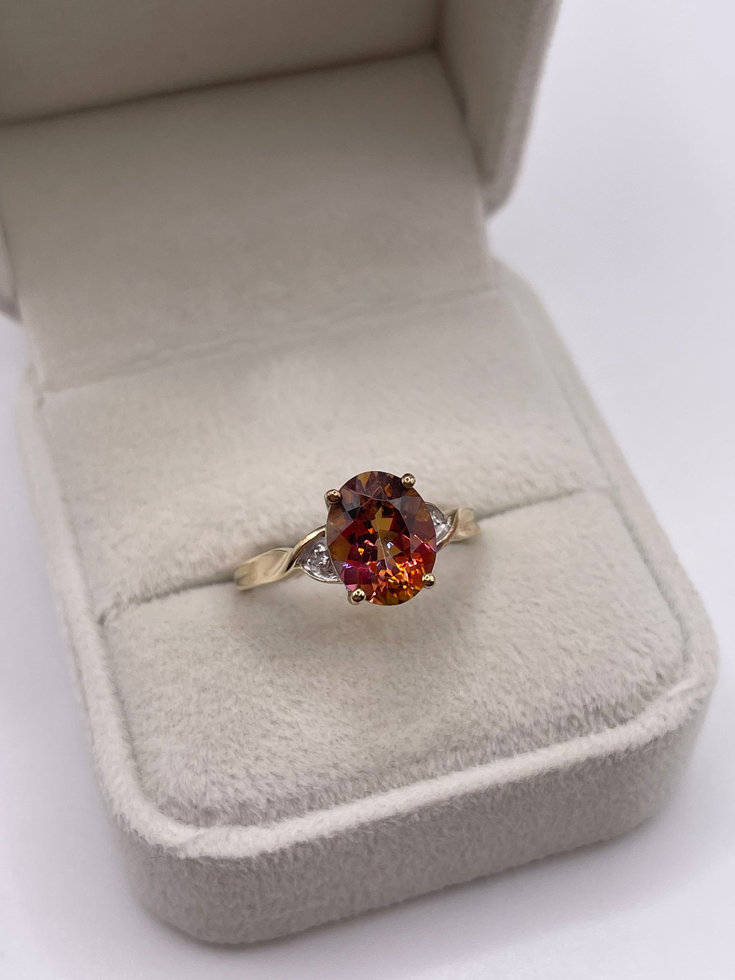 9ct gold topaz and diamond ring