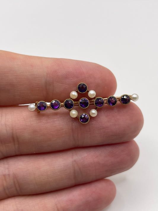 Antique 15ct gold amethyst and pearl brooch