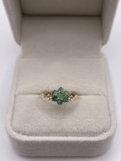 9ct gold emerald cluster ring