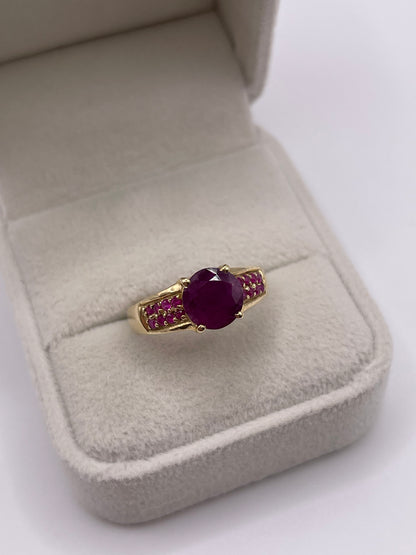 9ct gold ruby ring