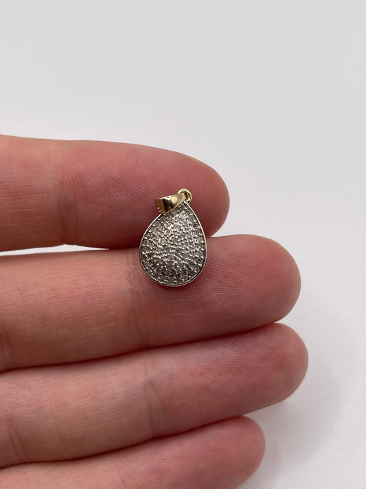 9ct gold diamond cluster pendant