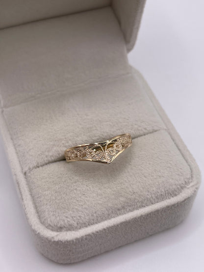9ct gold wishbone ring
