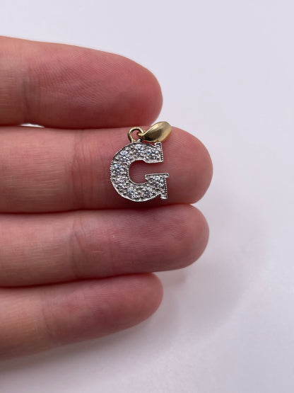 9ct gold cz initial G pendant