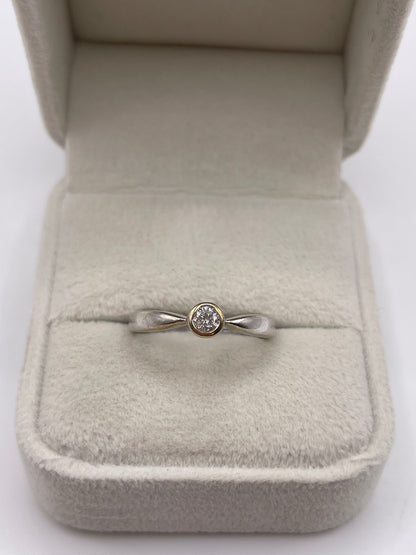 9ct two tone gold diamond ring