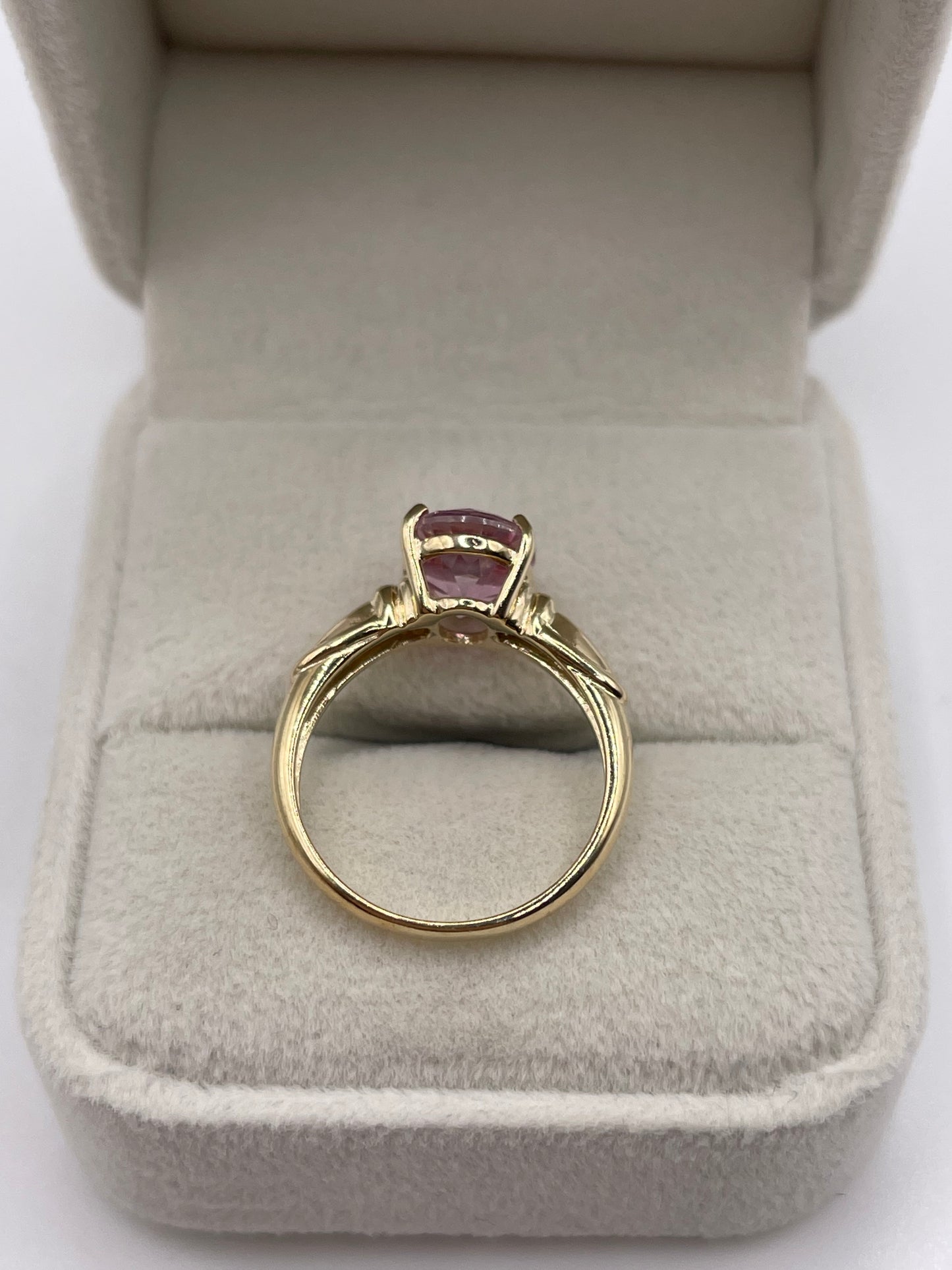9ct gold pink topaz ring