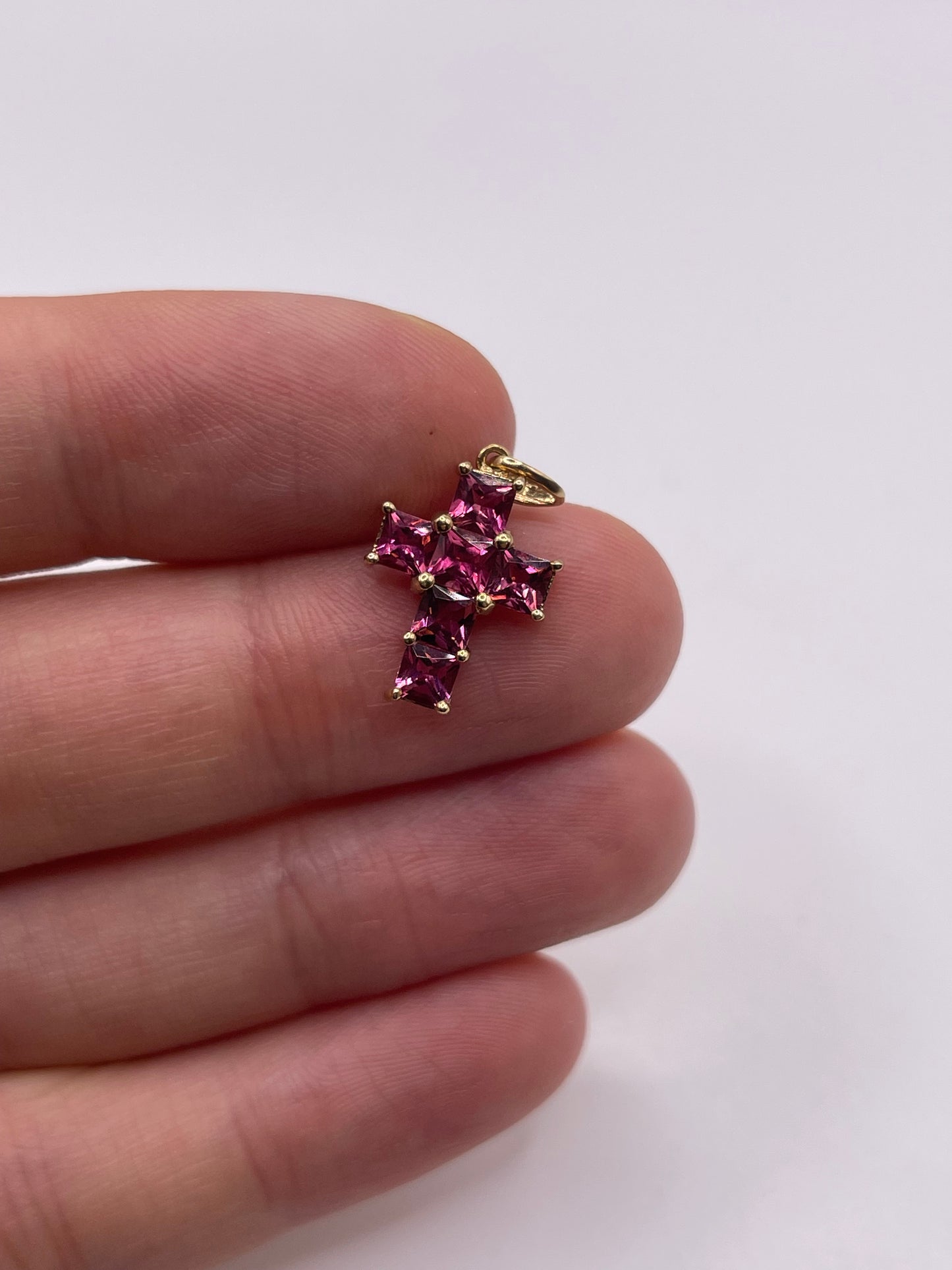9ct gold almandine garnet cross pendant