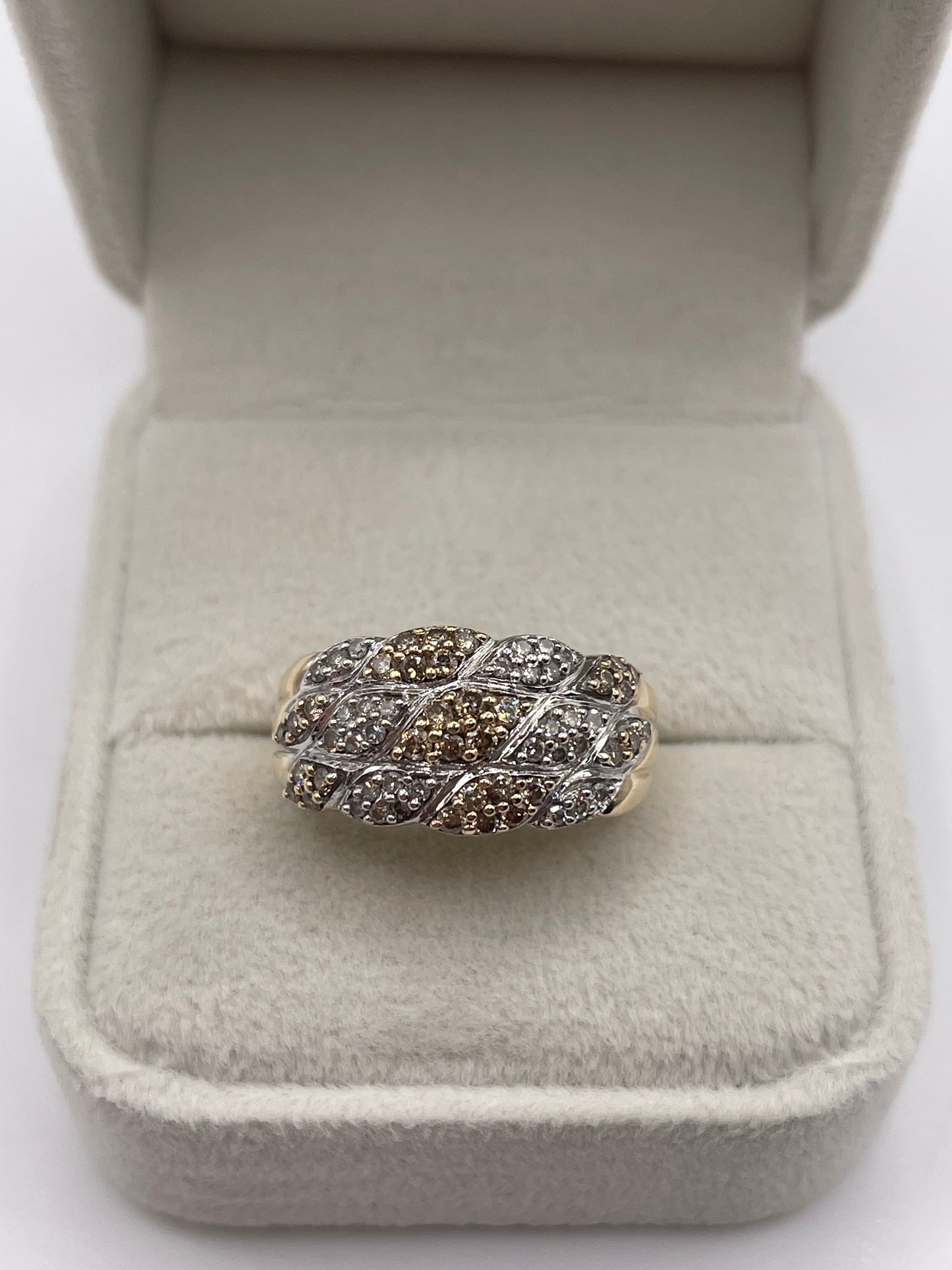 9ct gold diamond cluster ring