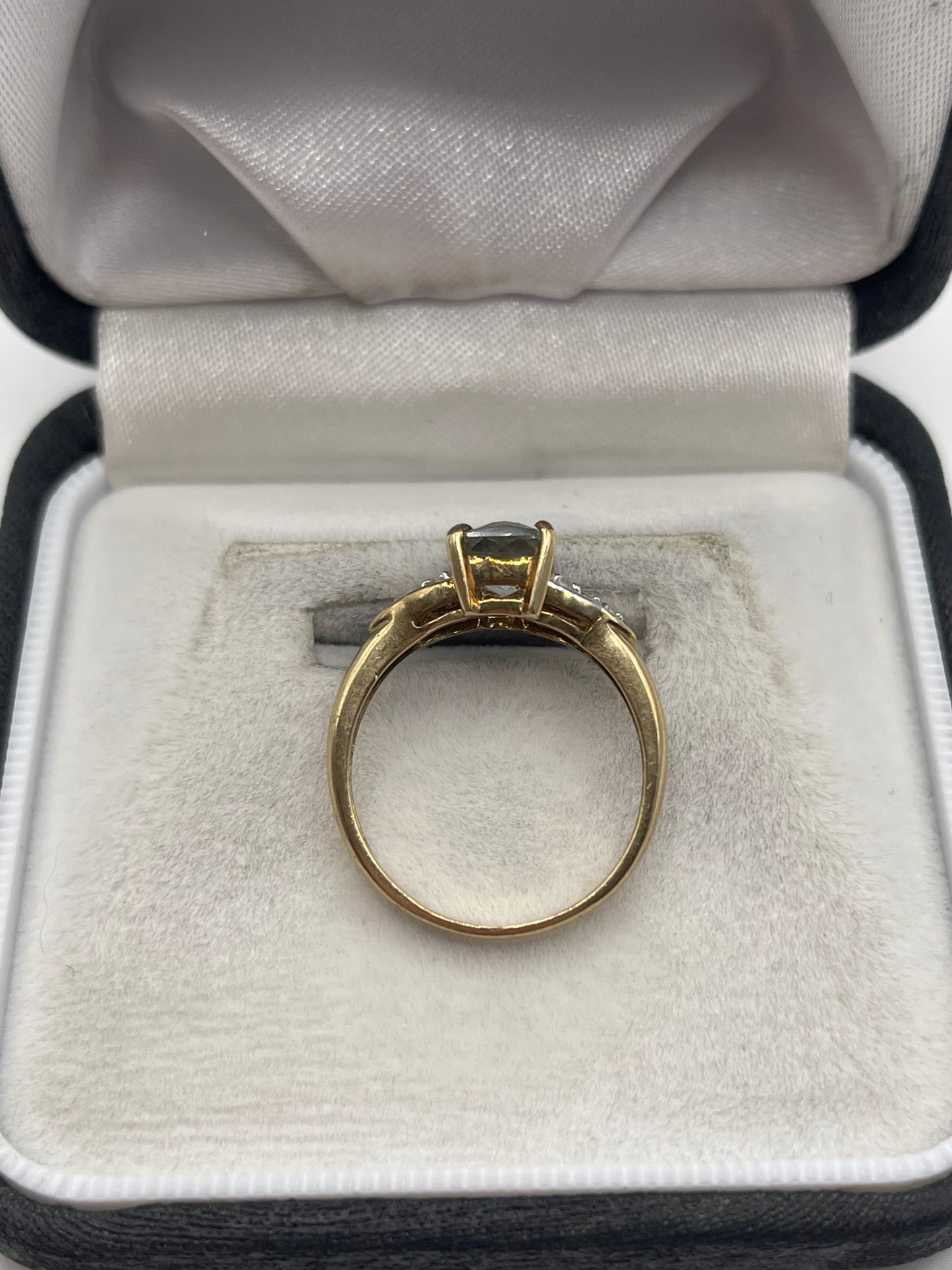 9ct gold green amethyst and zircon ring