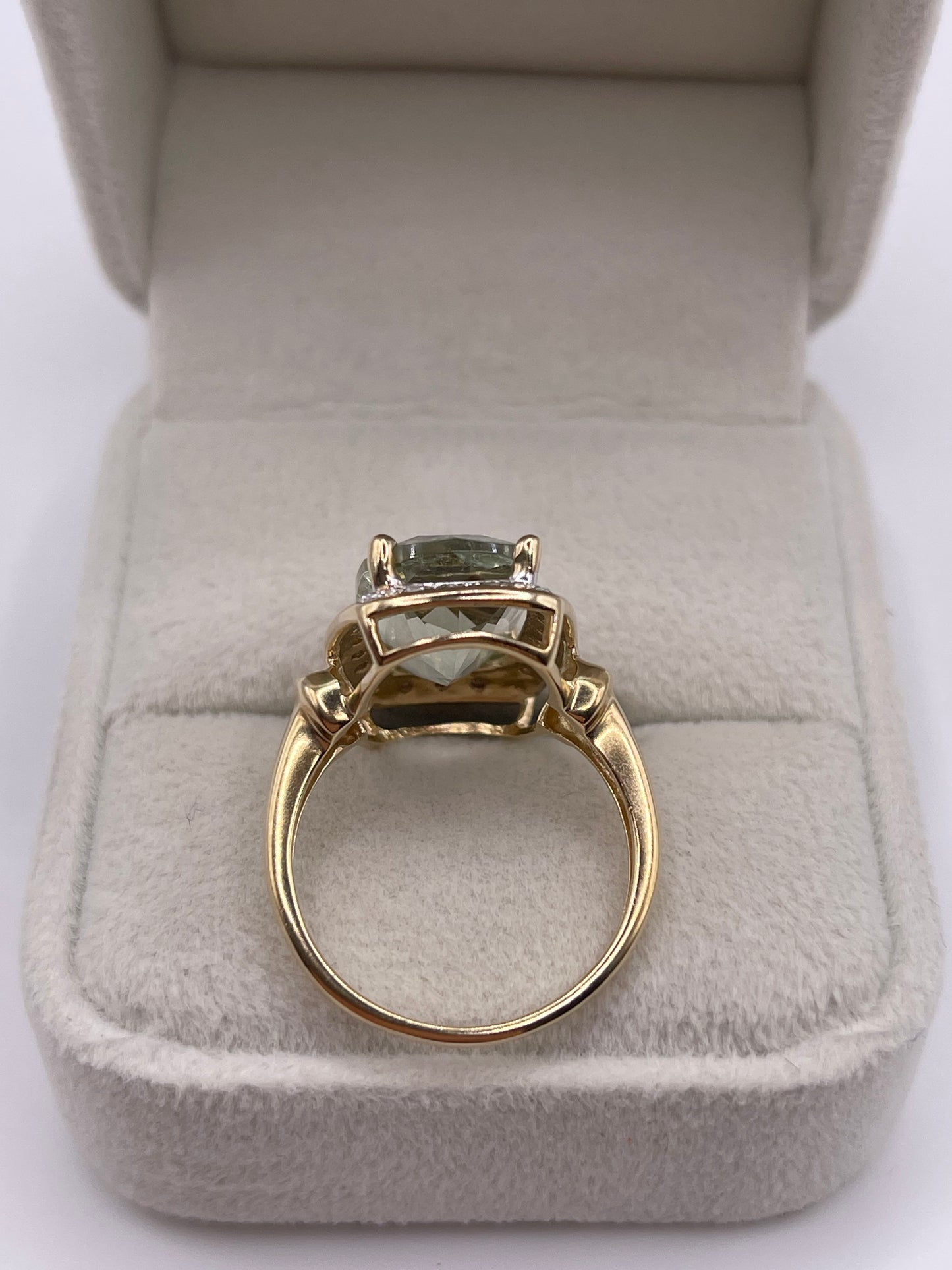 9ct gold green amethyst and diamond ring