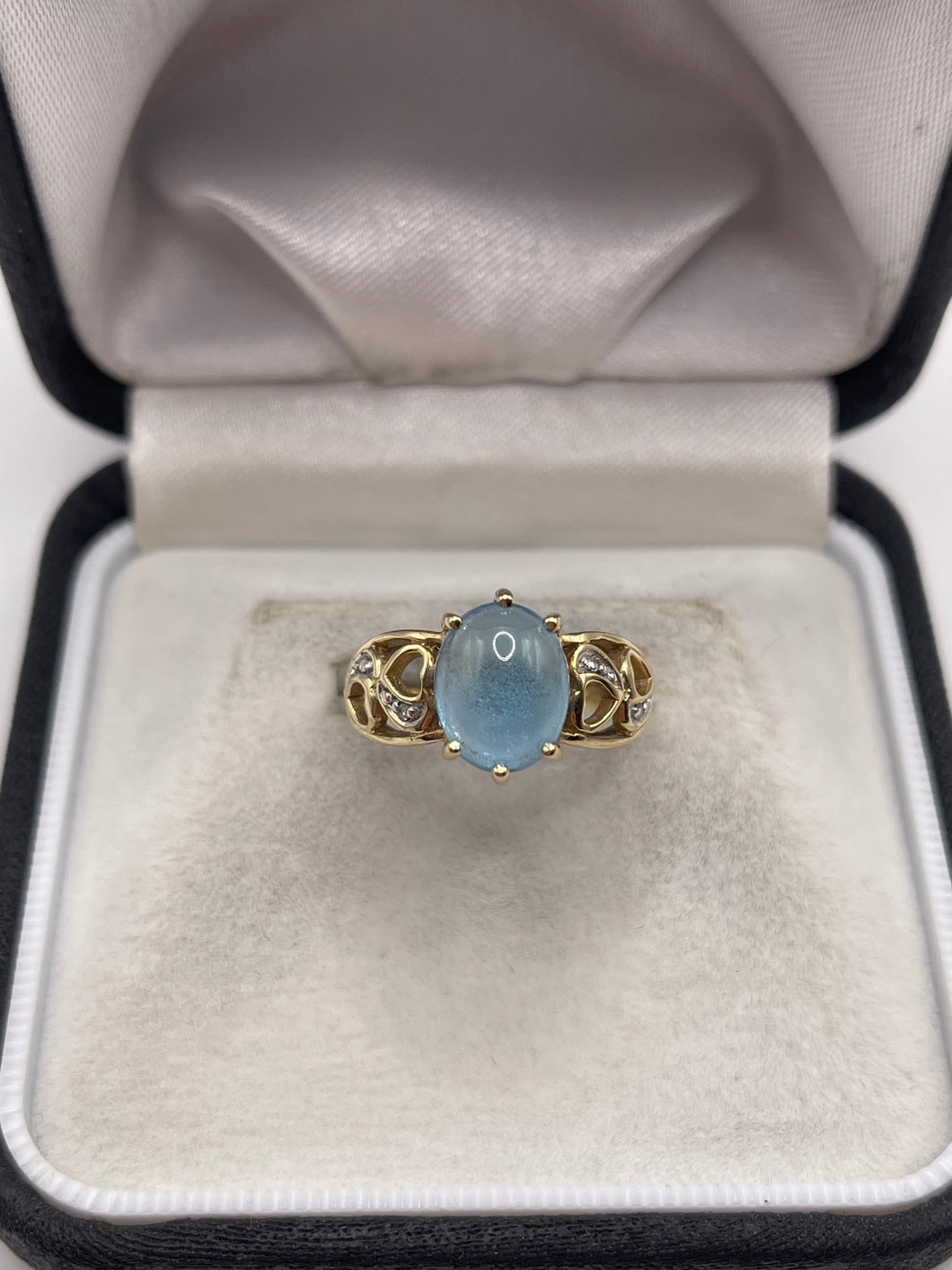 9ct gold cabochon topaz and diamond ring