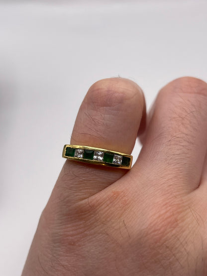 18ct gold emerald and cz ring