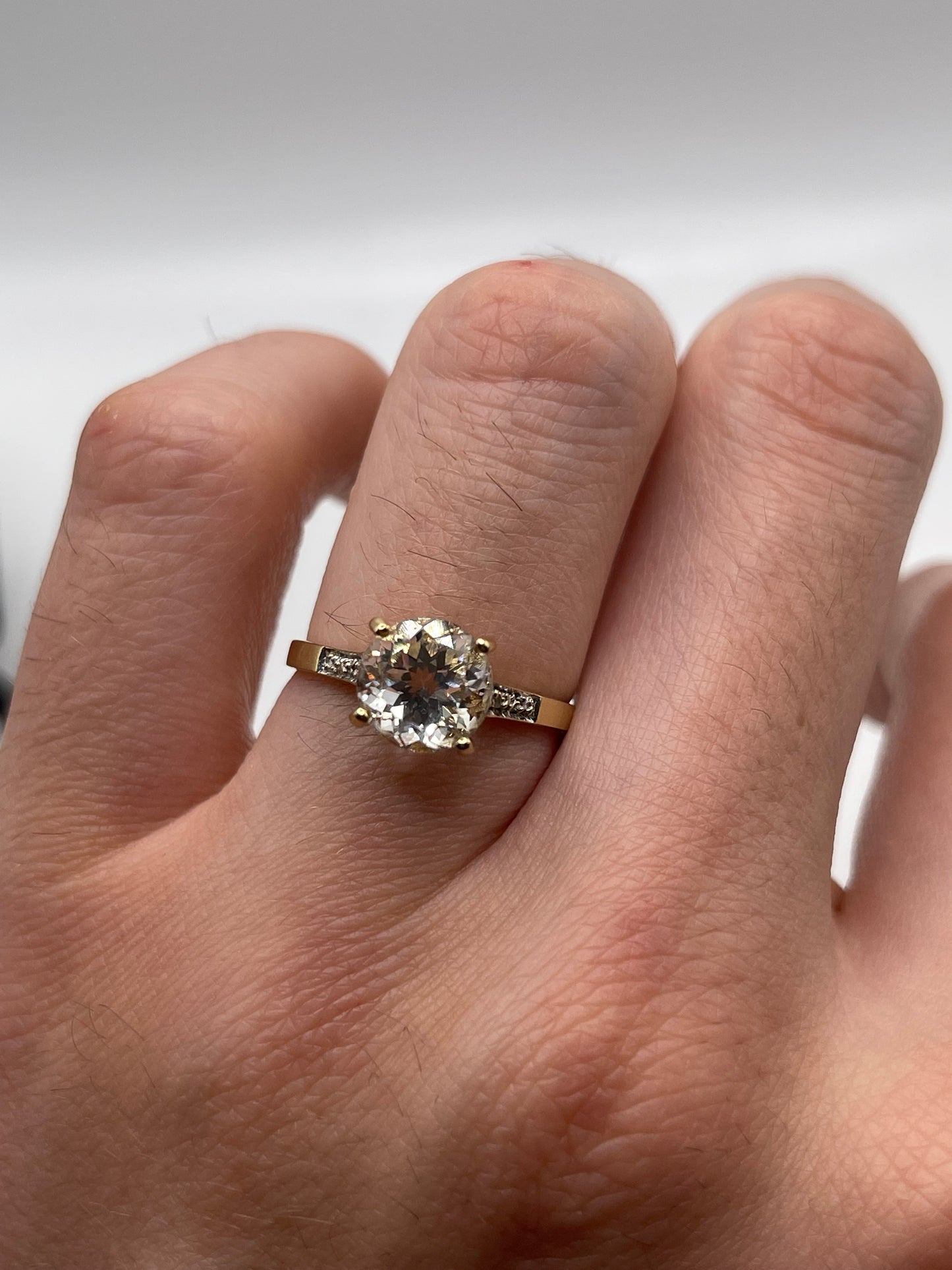 9ct gold topaz and diamond ring