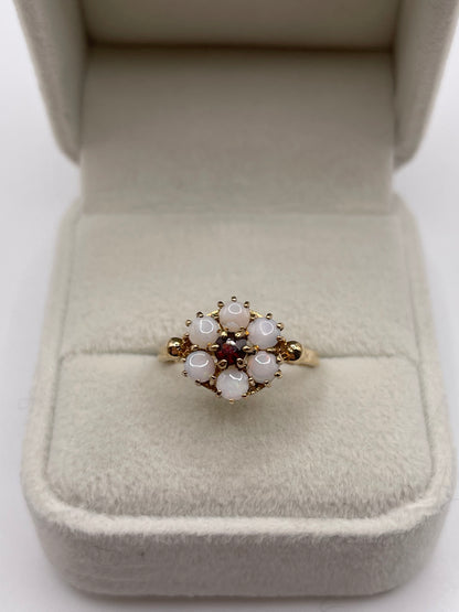 9ct gold garnet and opal ring
