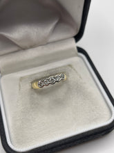 Load image into Gallery viewer, 18ct gold 50 point diamond ring
