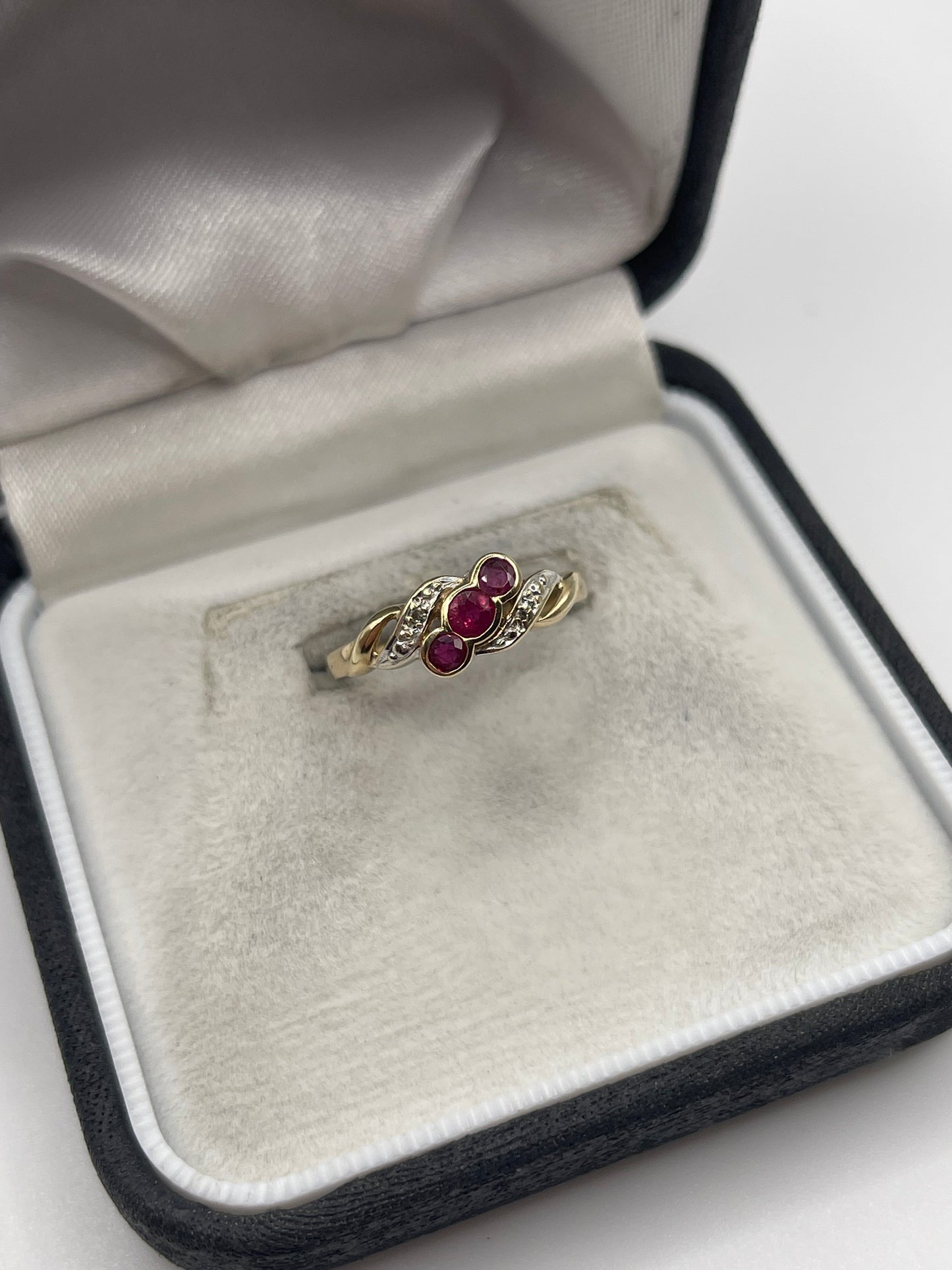 9ct gold ruby and diamond ring