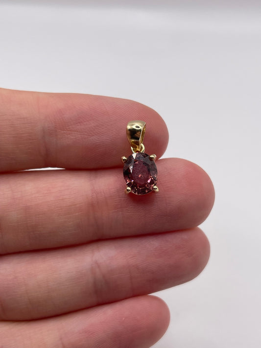 9ct gold tourmaline pendant