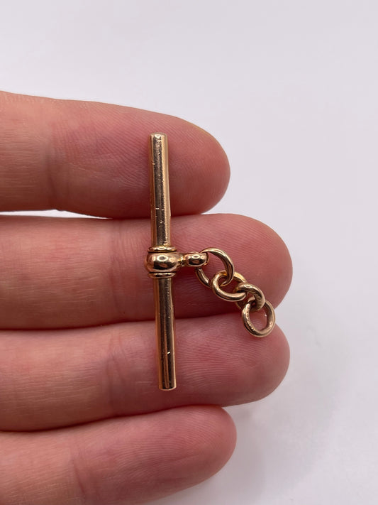 9ct rose gold t bar pendant