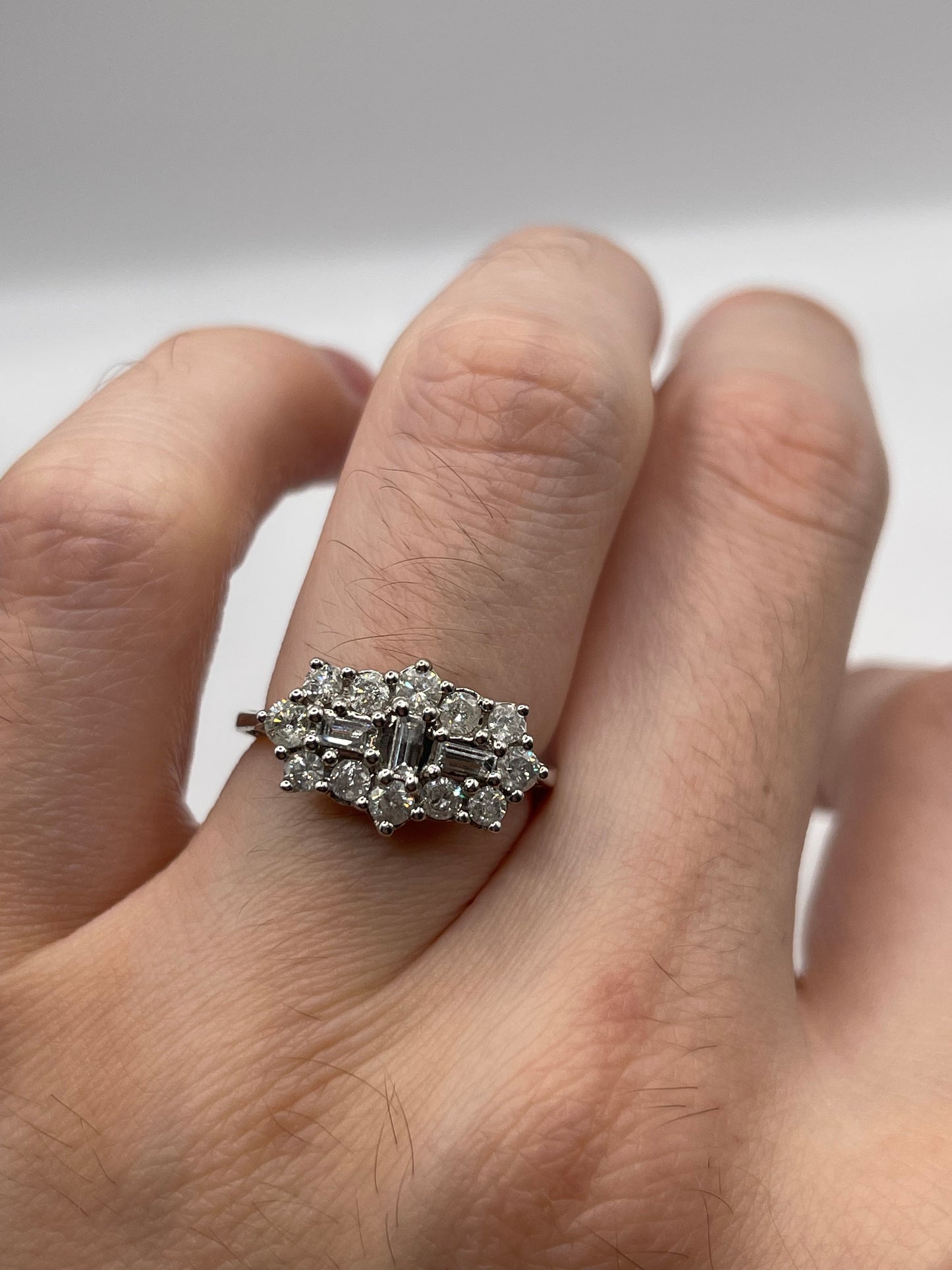 18ct white gold diamond cluster ring
