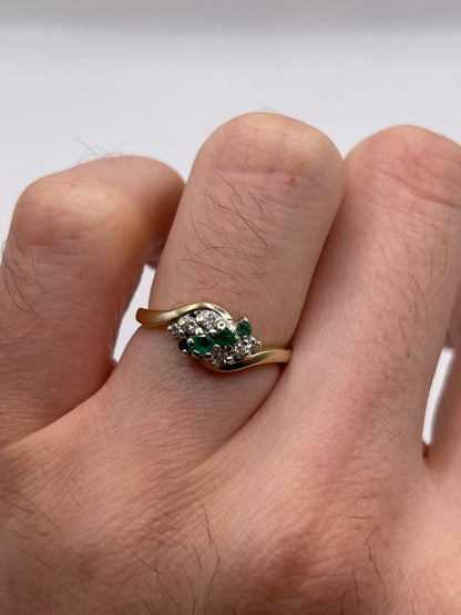 9ct gold emerald and diamond ring