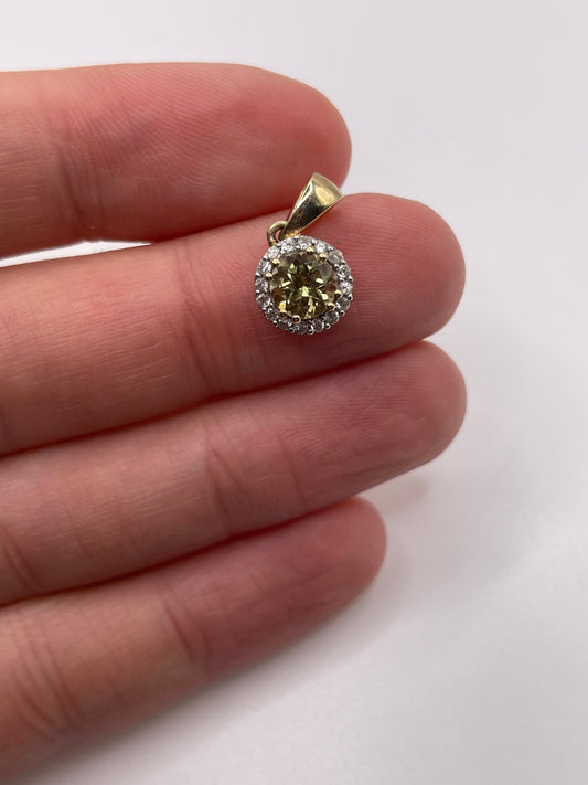 9ct gold quartz and zircon pendant