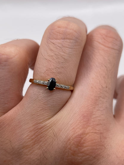 9ct gold sapphire and diamond ring