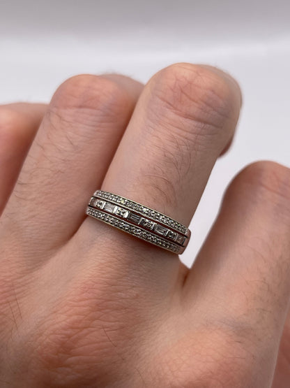 9ct white gold diamond cluster ring