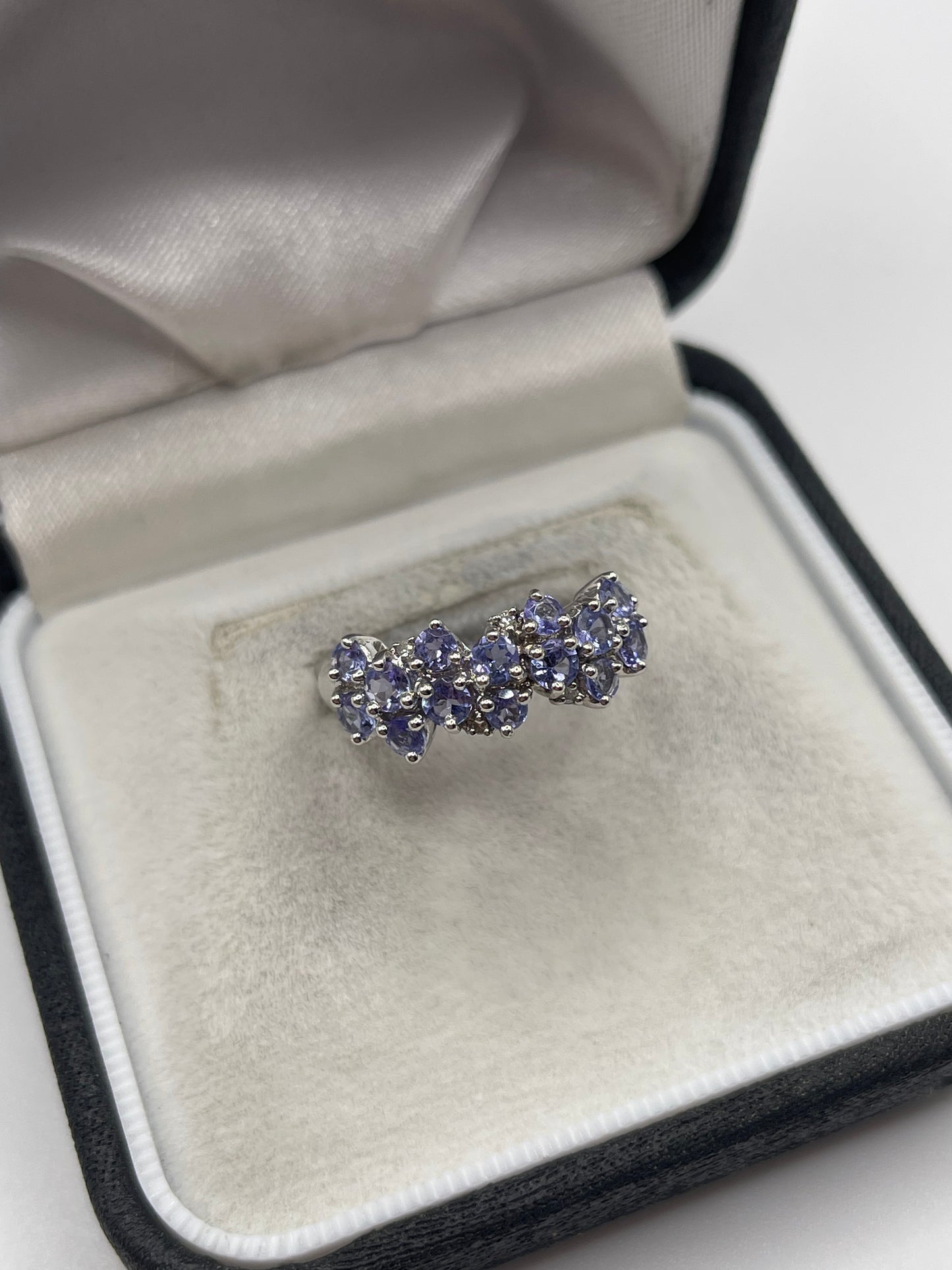 9ct white gold tanzanite and diamond ring