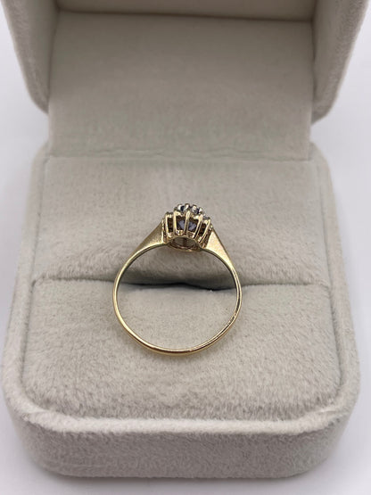 9ct gold sapphire and diamond ring