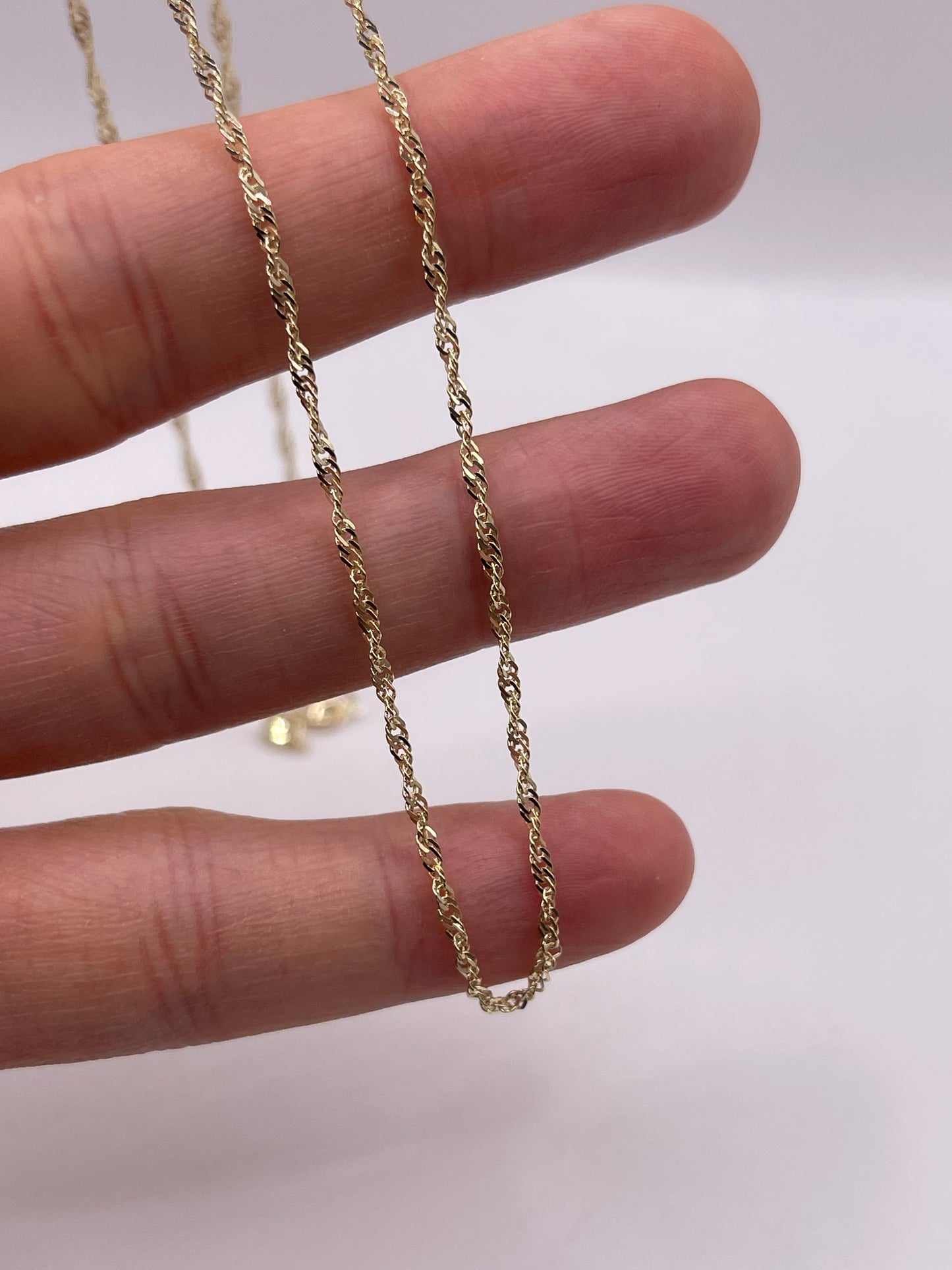 9ct gold chain 377