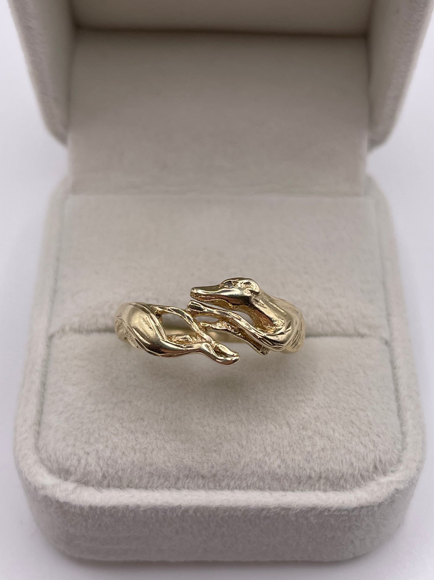 9ct gold diamond greyhound ring