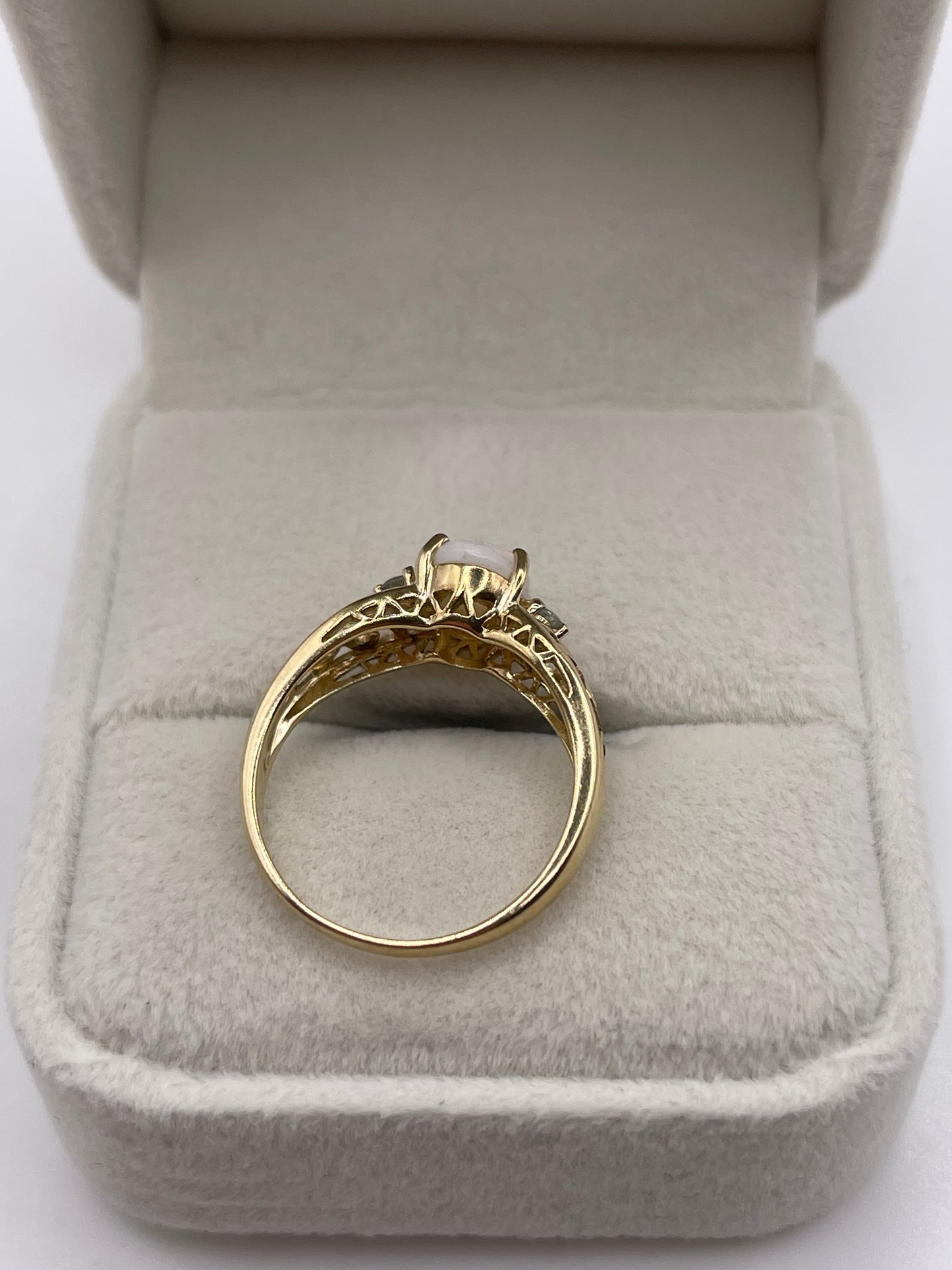 9ct gold opal and alexandrite ring