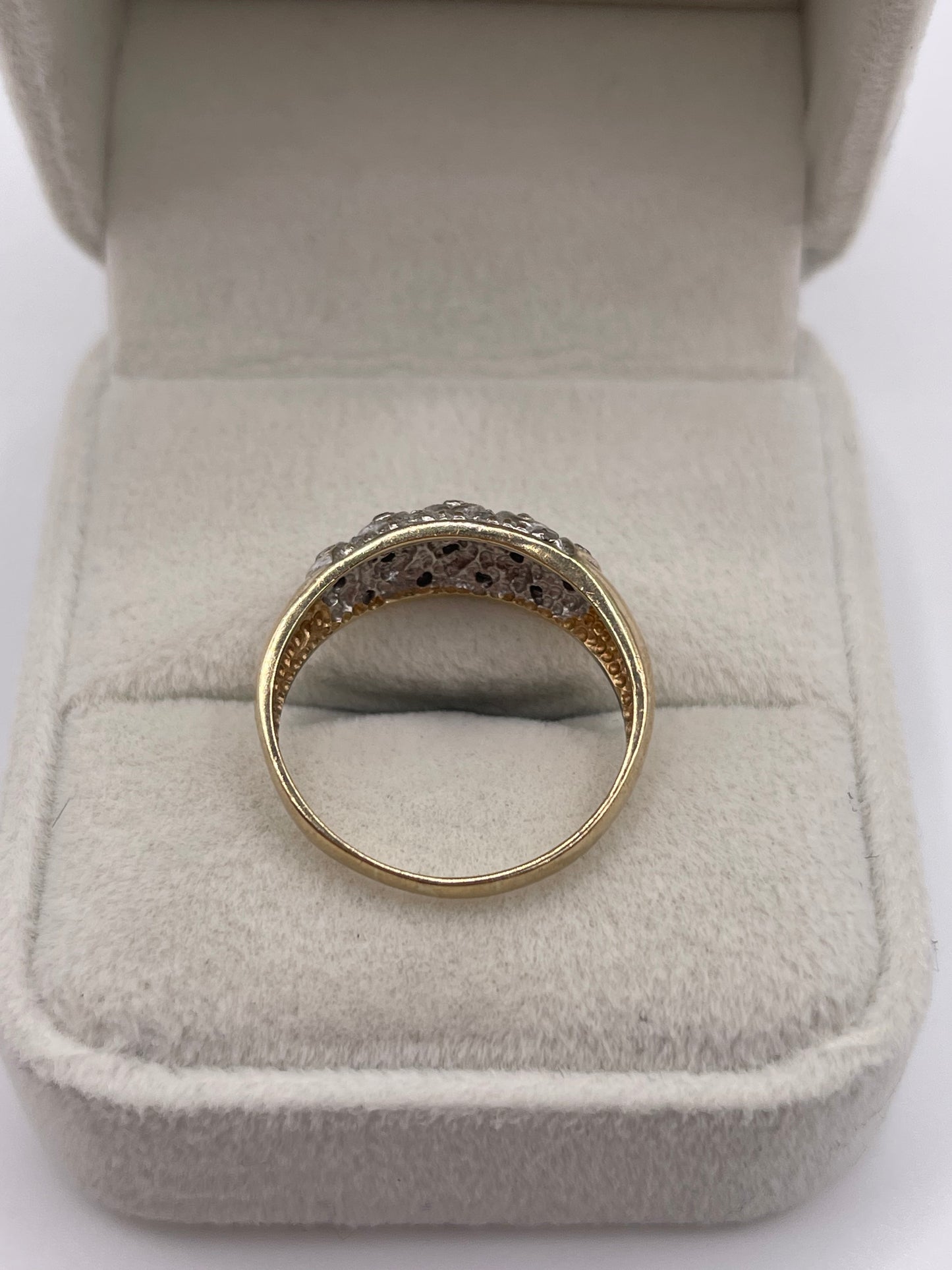 9ct gold diamond cluster ring