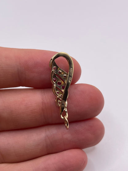 9ct gold ruby cluster pendant