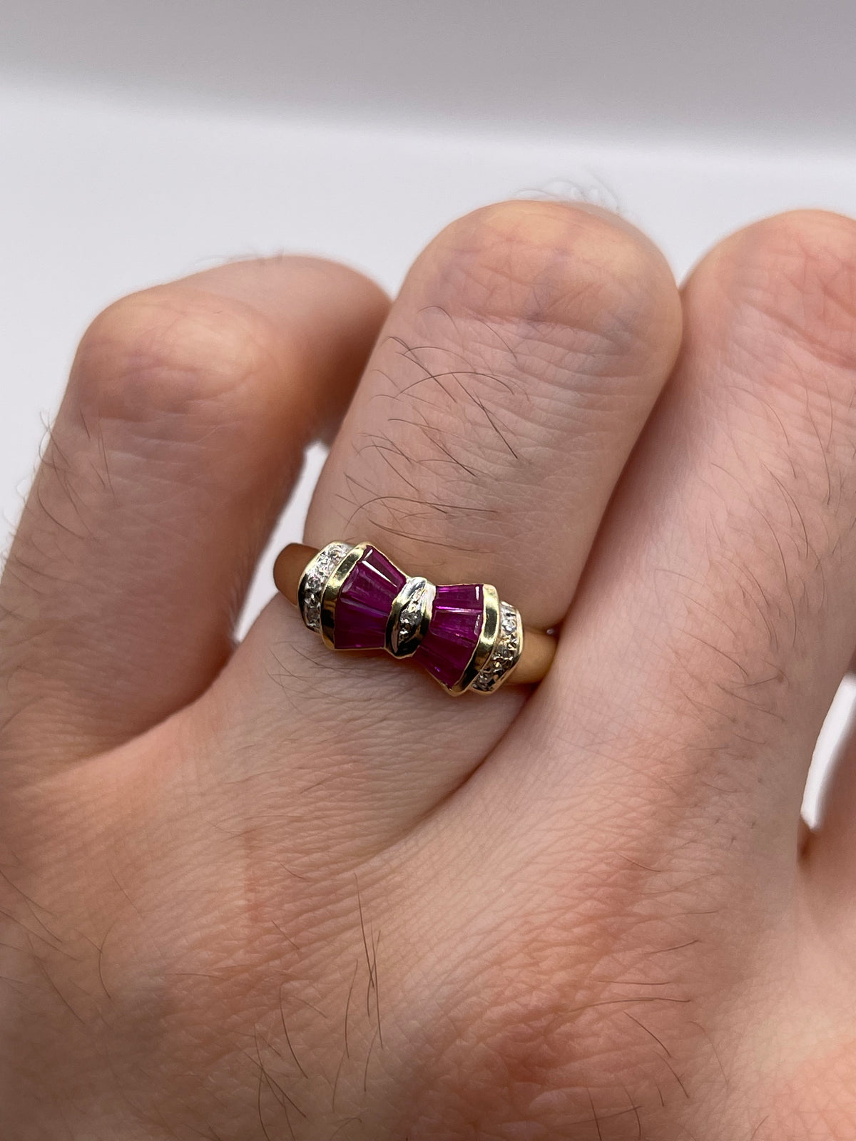 9ct gold ruby and diamond ring