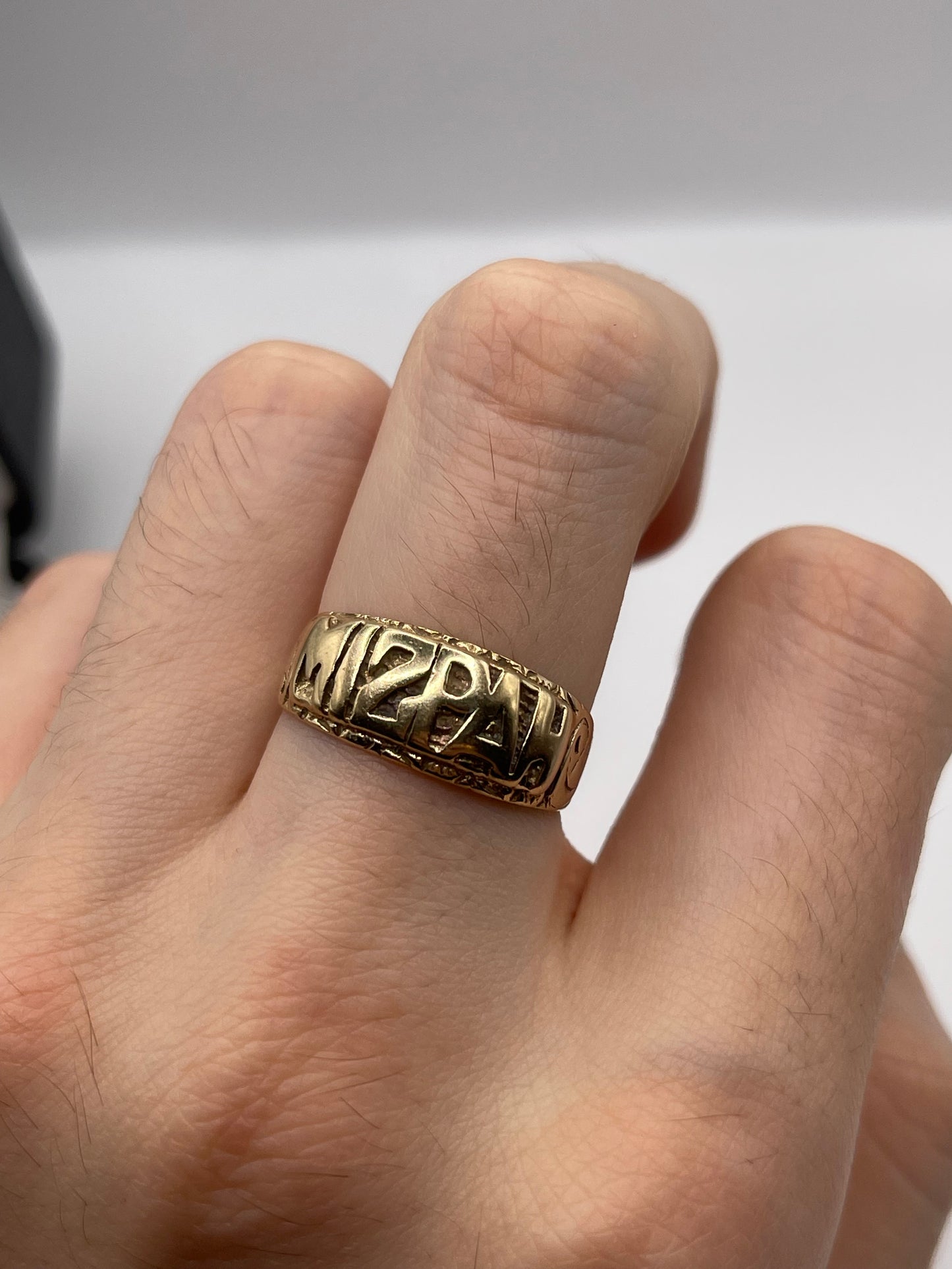 9ct gold mizpah ring