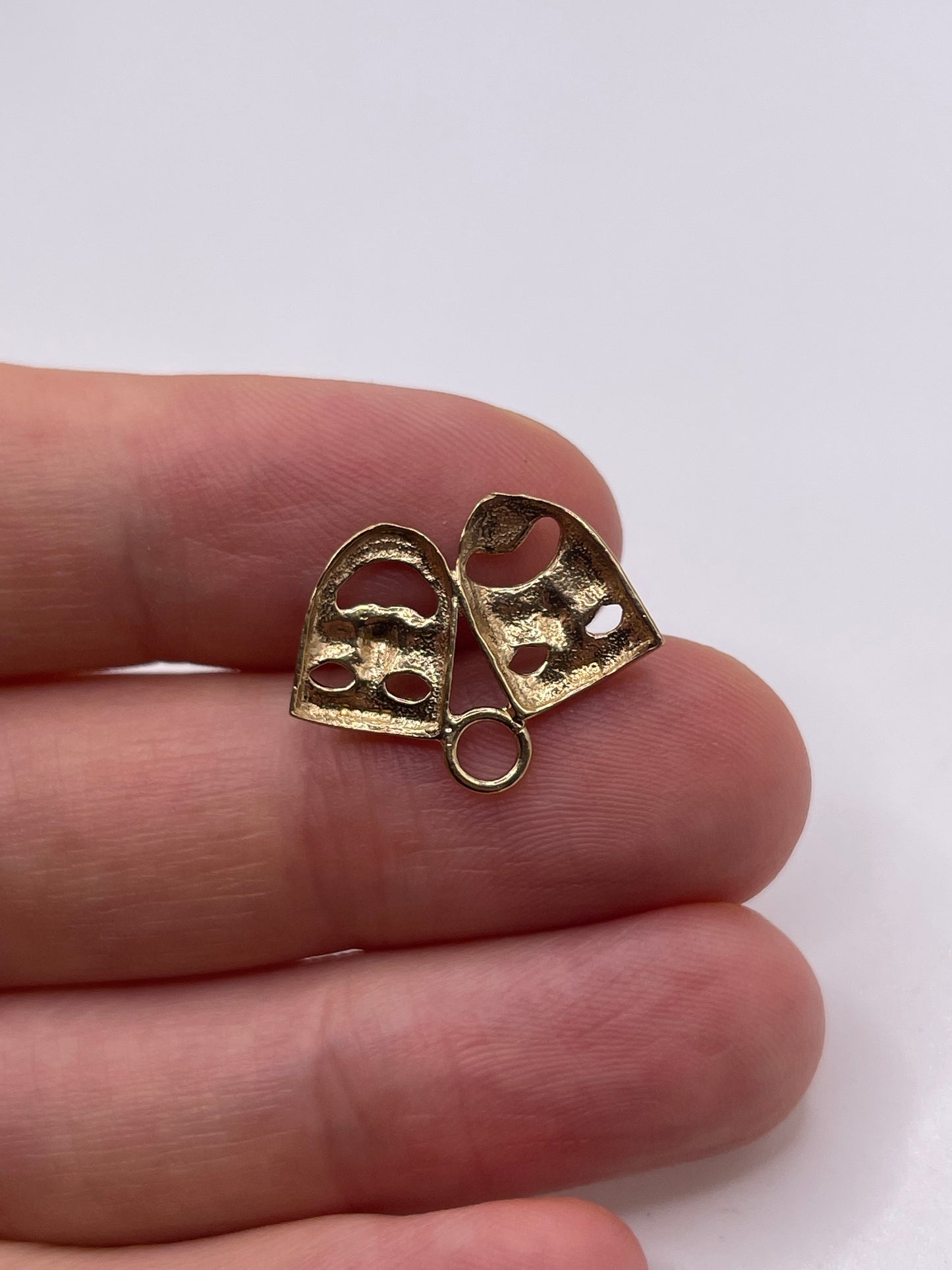 9ct gold comedy mask charm