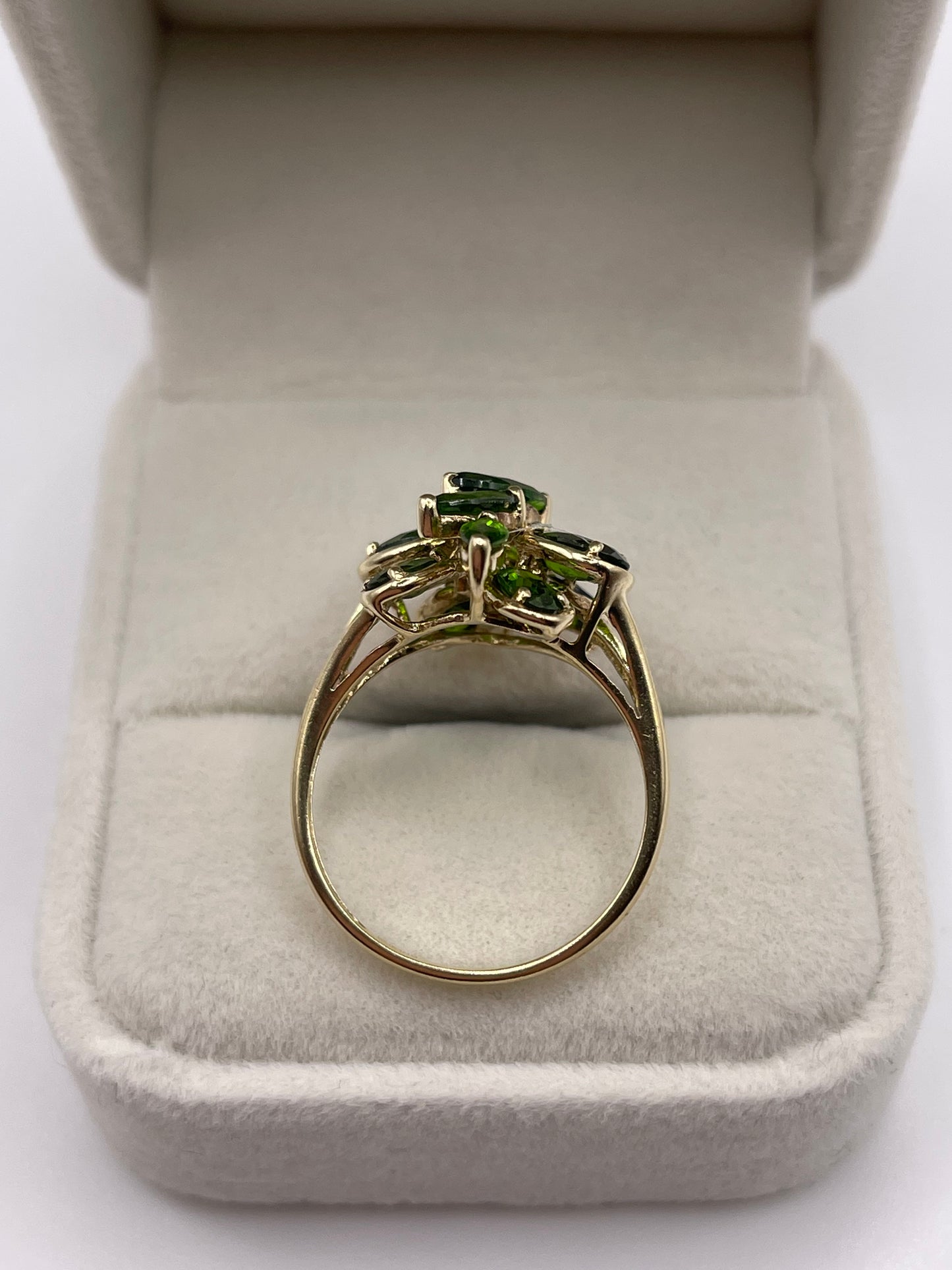 9ct gold diopside cluster ring