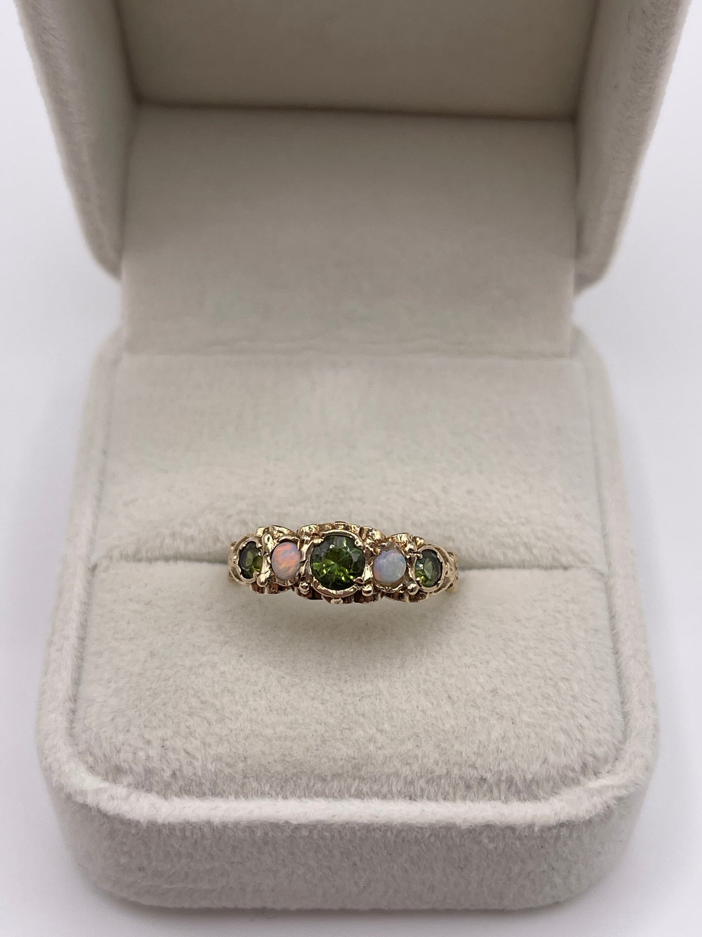 9ct gold opal and quartz ring