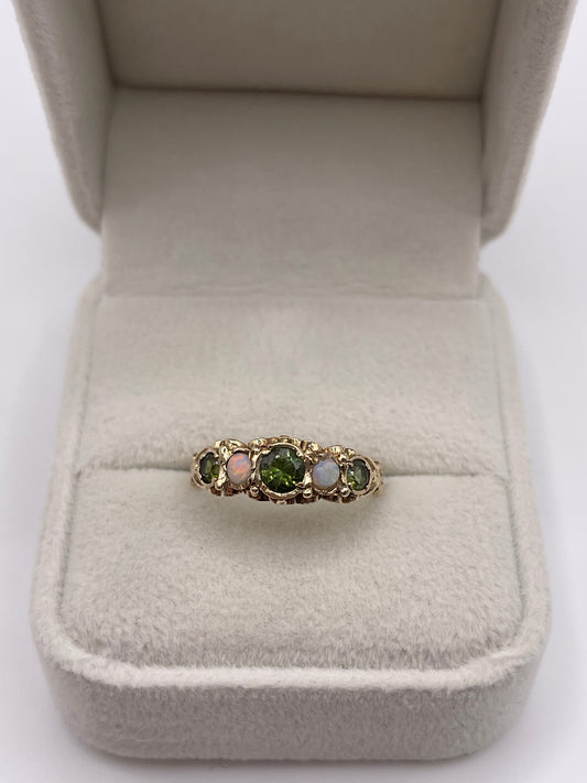 9ct gold opal and quartz ring