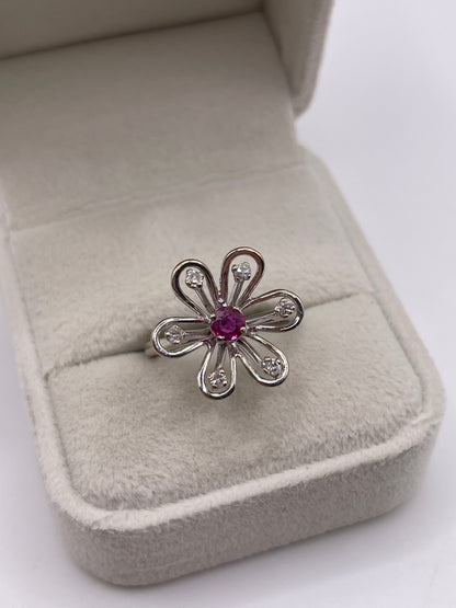 18ct white gold ruby and diamond ring