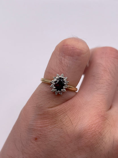 9ct gold garnet and diamond ring