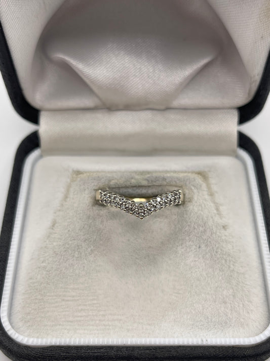 9ct gold diamond wishbone ring