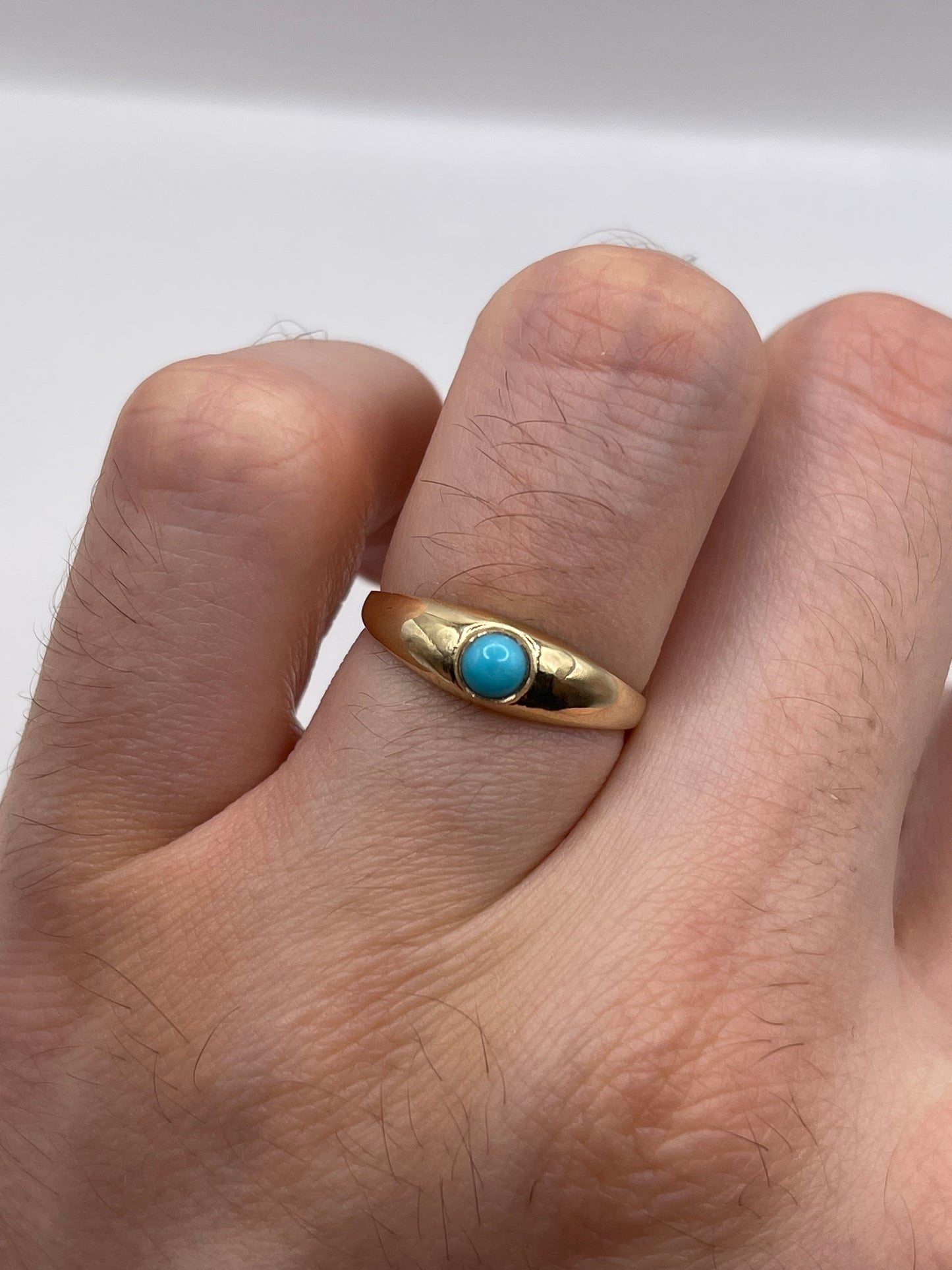 9ct gold turquoise gypsy ring