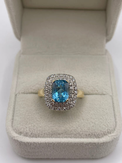 9ct gold topaz and diamond ring