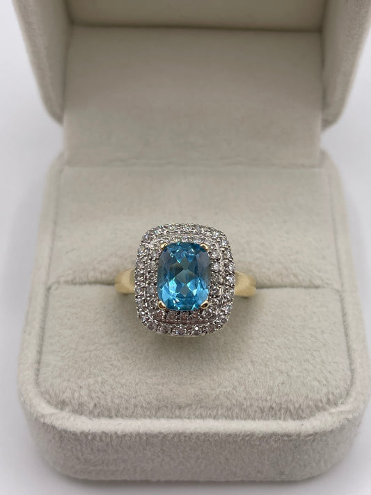 9ct gold topaz and diamond ring