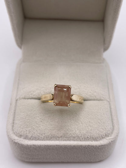 9ct gold gemstone ring